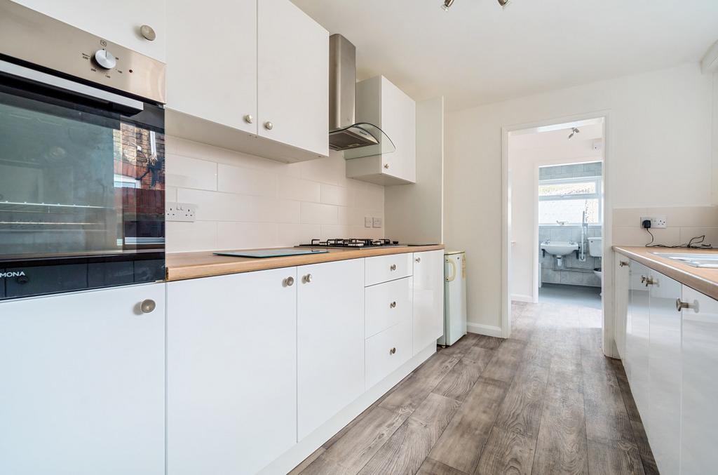 Barcroft Street, Cleethorpes, N E Lincolnshire, DN35 3 bed terraced