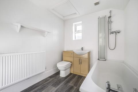 14 Bennett Road, Cleethorpes, DN35 7JS
