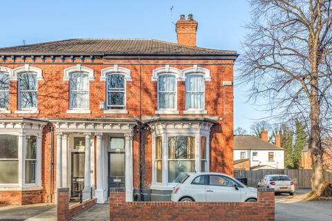 9 bedroom semi-detached house for sale, Dudley Street, Grimsby, N E Lincs, DN31