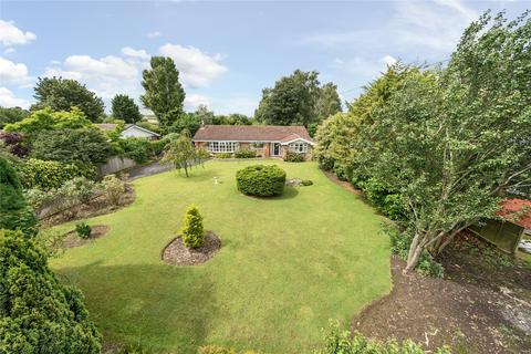 4 bedroom bungalow for sale, Tetney Lock Road, Tetney, Grimsby, Lincolnshire, DN36