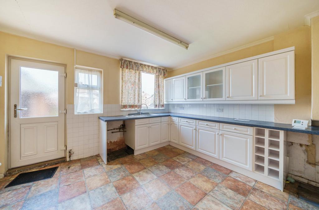 976748 (4).jpg