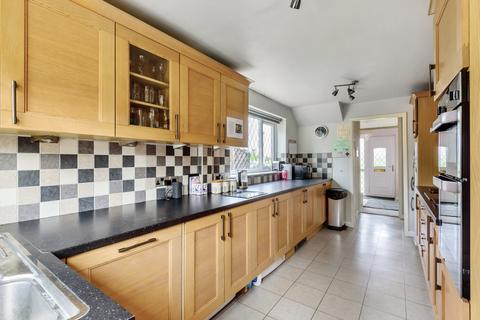 23 Sunningdale, Waltham, Grimsby, DN37 0UA