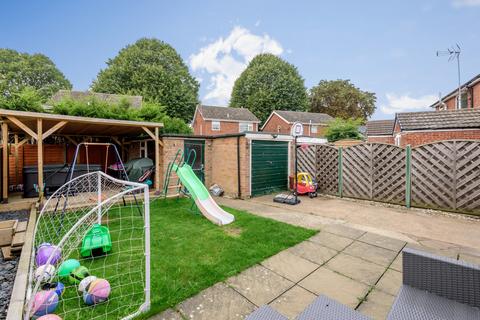 23 Sunningdale, Waltham, Grimsby, DN37 0UA