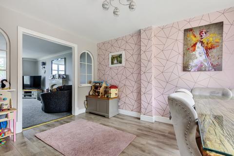 23 Sunningdale, Waltham, Grimsby, DN37 0UA