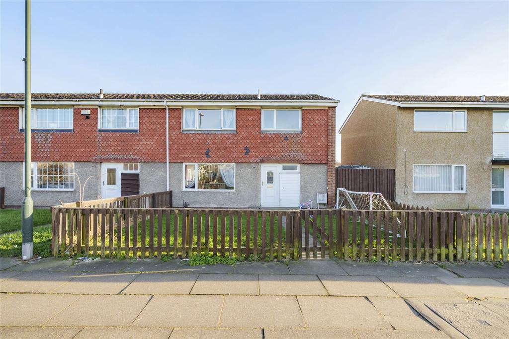 Fountains Avenue, Willows Estate, Grimsby, DN37 3 bed terraced house