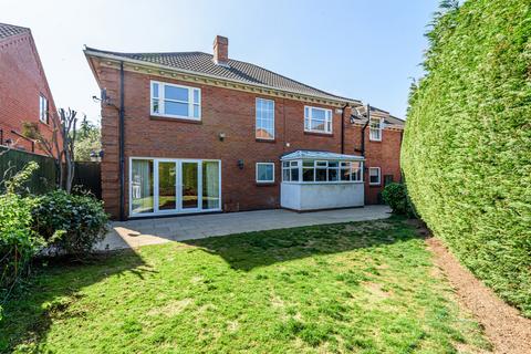5 bedroom detached house for sale, Greenlands Avenue, New Waltham, Grimsby, DN36