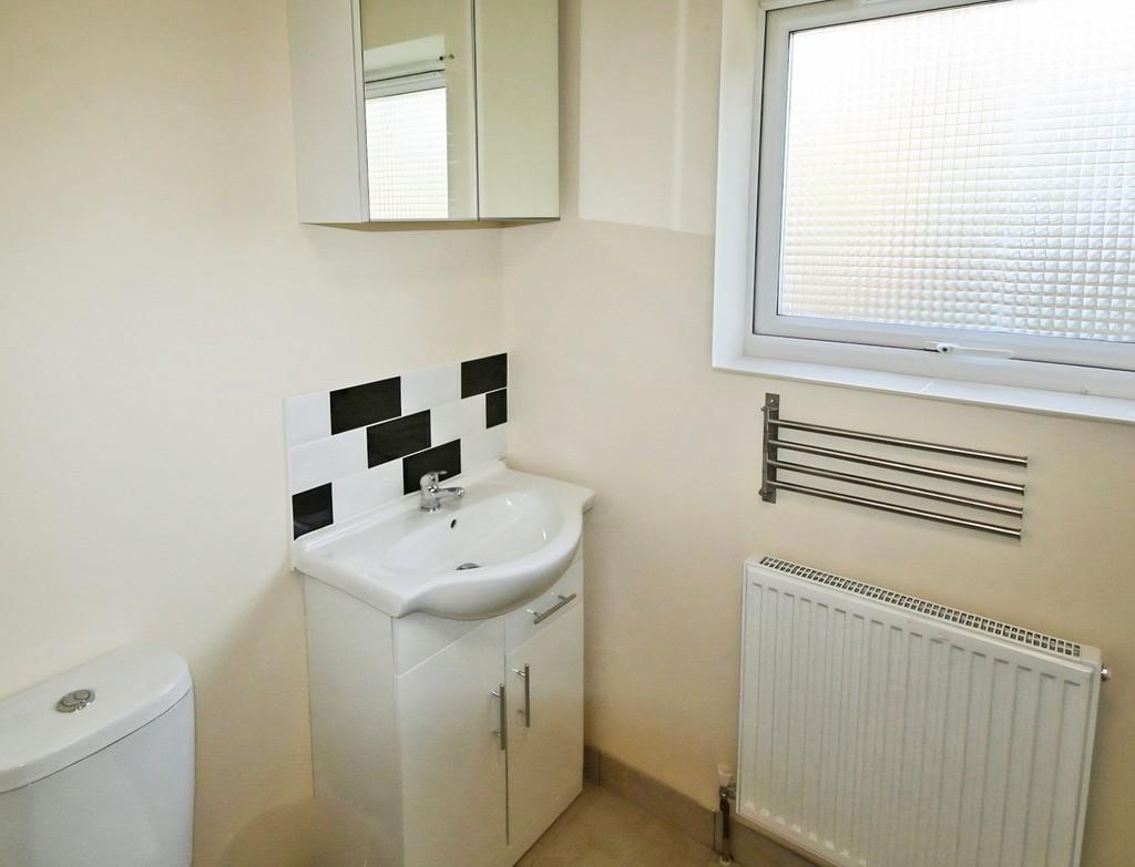 En-Suite - Angle 1