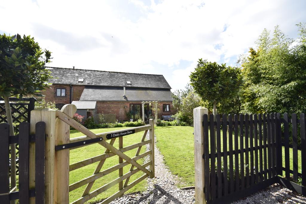 3 Dairy House Barns