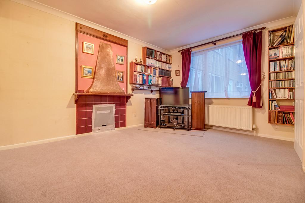Arndale Grove, Holmfirth 3 bed end of terrace house for sale £165,000