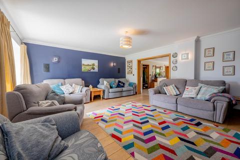 Oak Lodge Chalk Road, Upwell, Wisbech, PE14 9BS