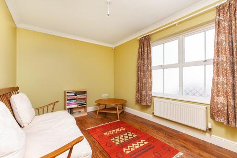 1, Woodpeckers Park Road, Winchester, SO23 7BQ