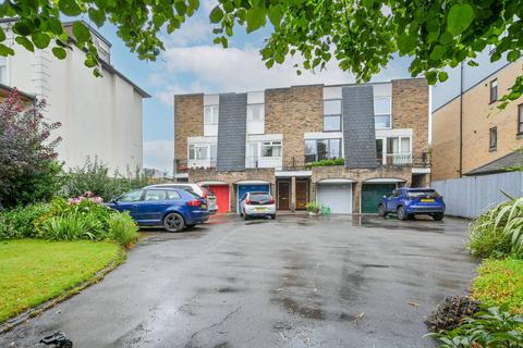 29a South Ealing Road, London, W5 4QT