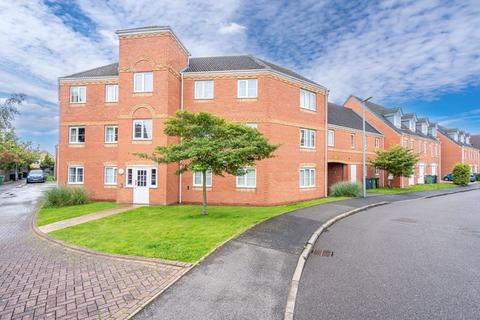 2 bedroom flat for sale - Sannders Crescent, Tipton