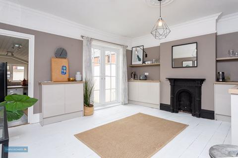 3 bedroom end of terrace house for sale - TRINITY STREET