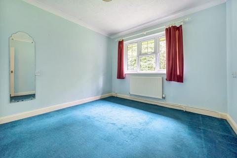 25 Ash Grove, Fernhurst, Haslemere, GU27 3HL