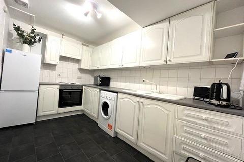 1 bedroom flat to rent, Queens Gate, West End, Aberdeen, AB15