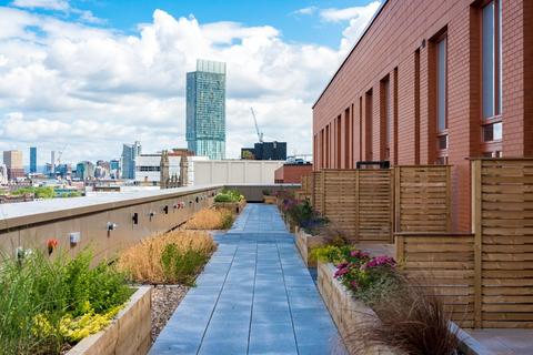 3 bedroom flat for sale, Sky Gardens, 7 Spinners Way, Castlefield, Manchester City Centre, M15
