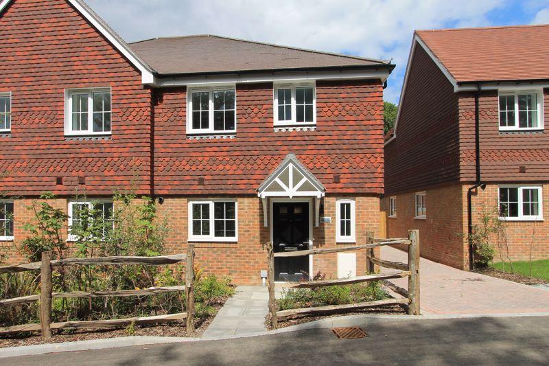 Old Station Road, Wadhurst 3 bed semidetached house for sale £525,000