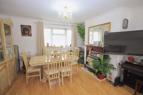 217 Ferrymead Avenue, Greenford, UB6 9TR