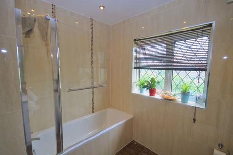 217 Ferrymead Avenue, Greenford, UB6 9TR