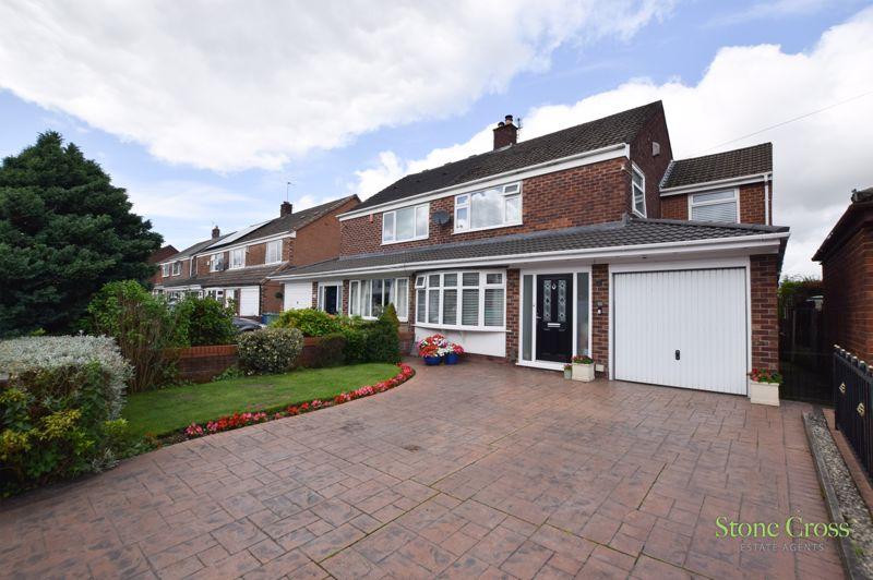 Sheriffs Drive, Tyldesley, M29 8PQ 3 bed semi-detached house - £280,000