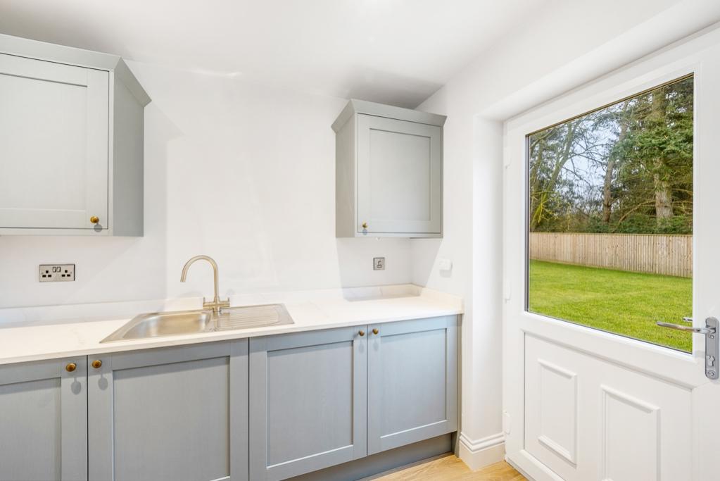 Plot 13, The Parklands (Sudbrooke)-12