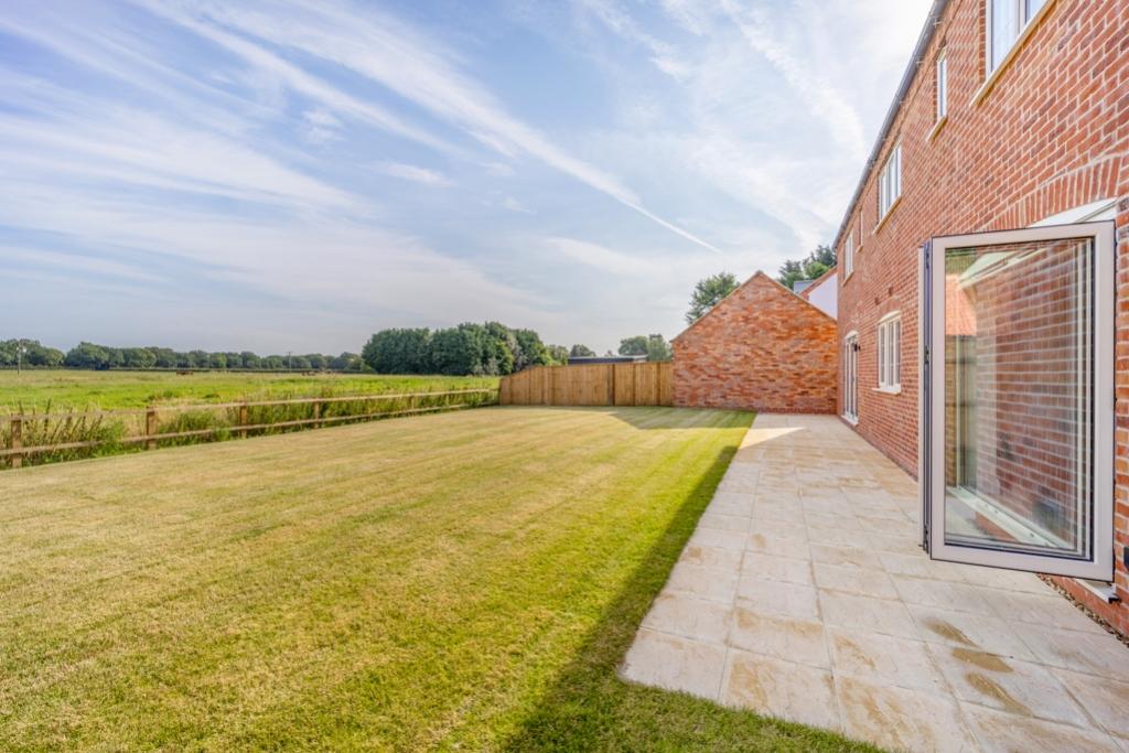 Plot 9, The Parklands (Sudbrooke)-7