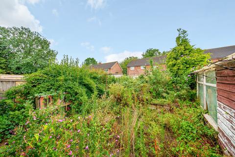 3 bedroom semi-detached house for sale - Edendale Gardens, Lincoln, Lincolnshire, LN1