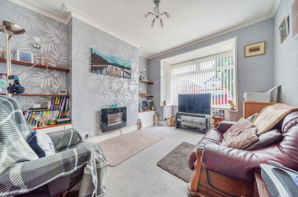 Boultham Park Road, Lincoln, LN6 3 bed semidetached house for sale £