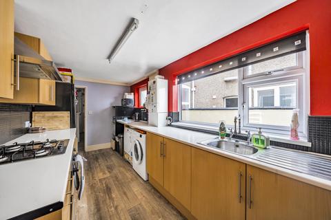 3 bedroom terraced house for sale, Castle Street, Grimsby, Lincolnshire, DN32