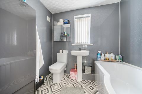 163 Humberstone Road, Grimsby, DN32 8HW