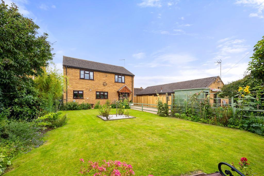 Elmside, Wisbech, Norfolk, PE14 8BQ 4 bed detached house for