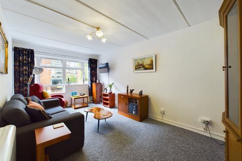 1 bedroom apartment for sale, Columbia Close, Gloucester, Gloucestershire, GL1