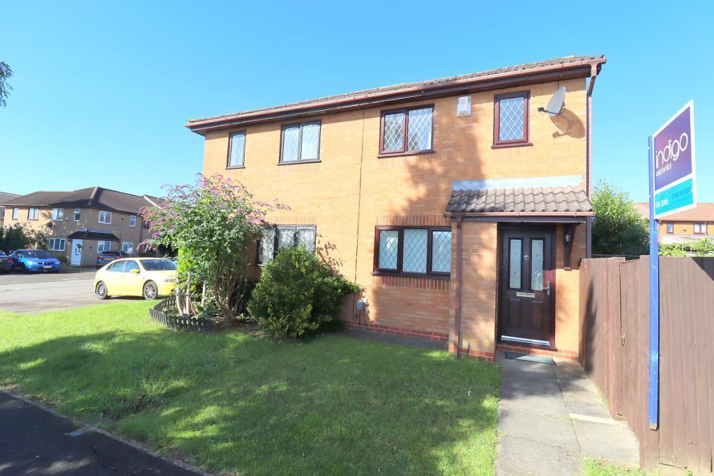 Dexter Close, Barton Hills, Luton, Bedfordshire, LU3 4DY 1 bed cluster