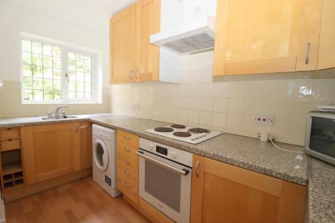 38 Felbrigg Close, Luton, LU2 8UL