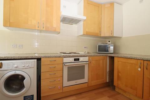 38 Felbrigg Close, Luton, LU2 8UL