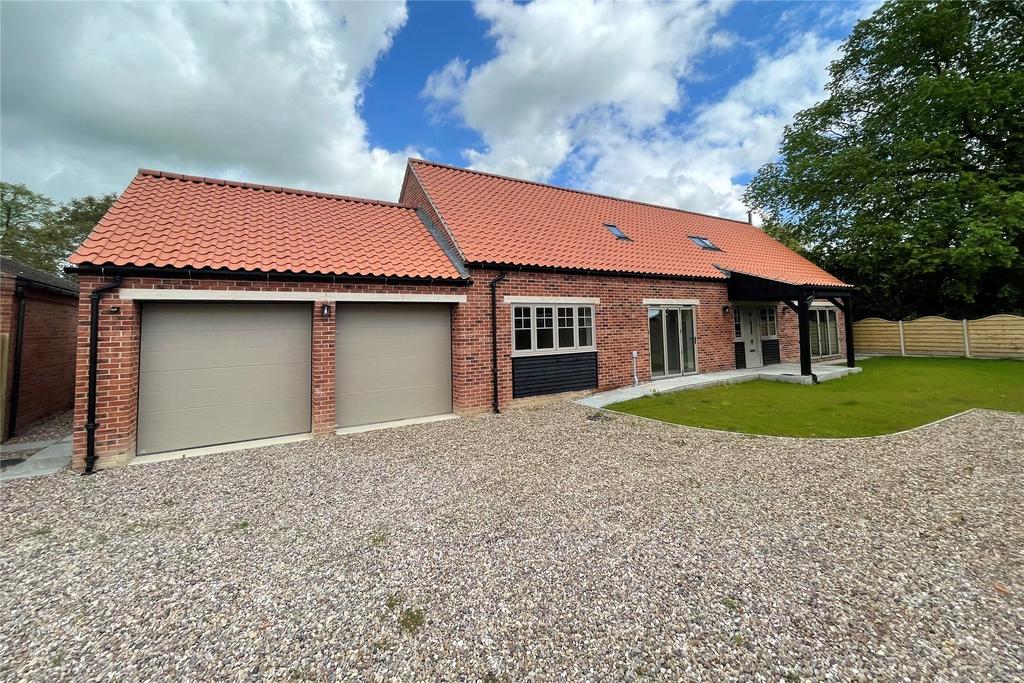 The Barn, Anwick Manor, 3 The Gardens, Anwick, NG34 4 bed detached