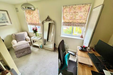 121 Radnor Avenue, Welling, DA16 2DA