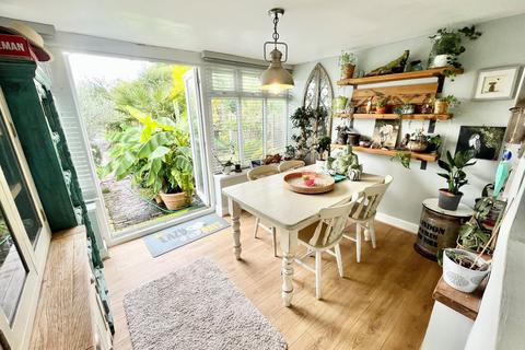 121 Radnor Avenue, Welling, DA16 2DA