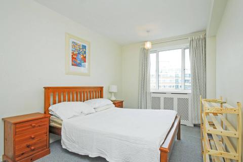 2 bedroom flat for sale, Churchill Gardens, Westminster, London, SW1V