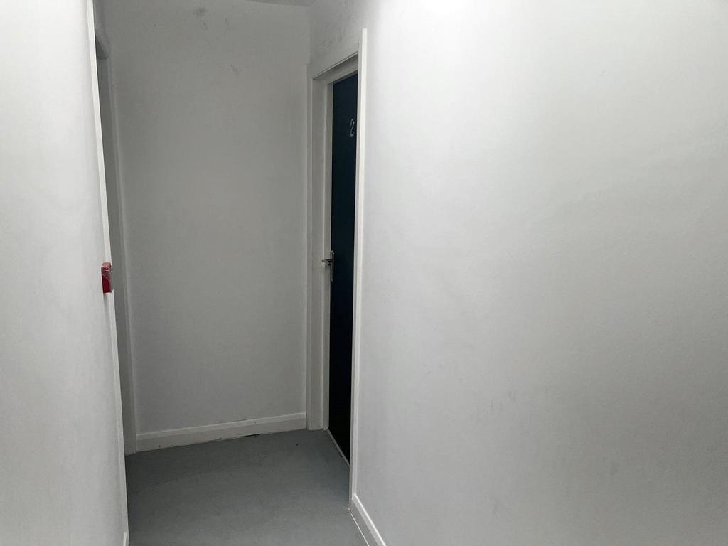 Comunal Hallway