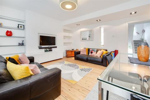 Flat 3, 48 Mansfield Road, London, NW3 2HT