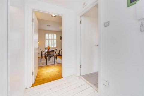 Flat 3, 48 Mansfield Road, London, NW3 2HT