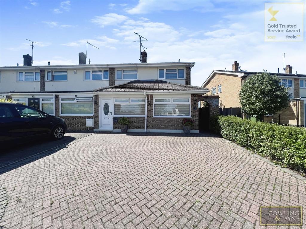 Ulting Way, Wickford 4 bed end of terrace house for sale £380,000