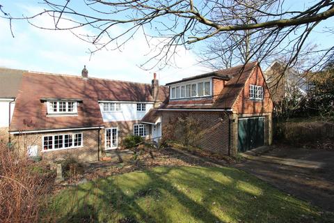 Copper Birch Forest Drive, Kingswood, Tadworth, KT20 6LU