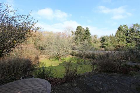Copper Birch Forest Drive, Kingswood, Tadworth, KT20 6LU
