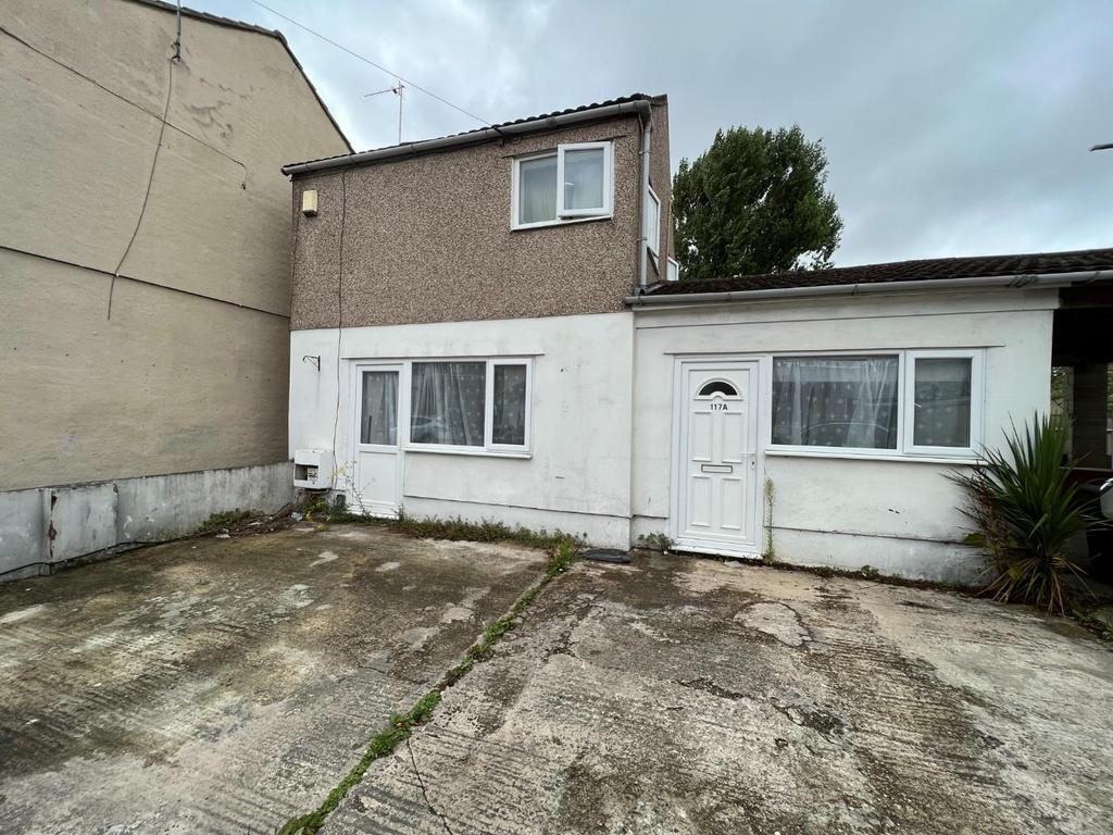 Linslade Street, Rodbourne, Swindon 1 bed detached house for sale £