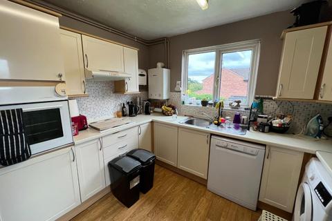 48 Castlefield Close, Eastleaze, Swindon, SN5 7EG