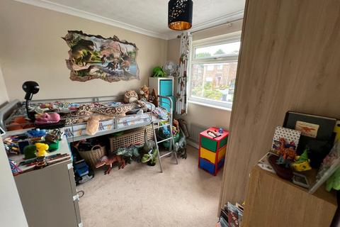 48 Castlefield Close, Eastleaze, Swindon, SN5 7EG