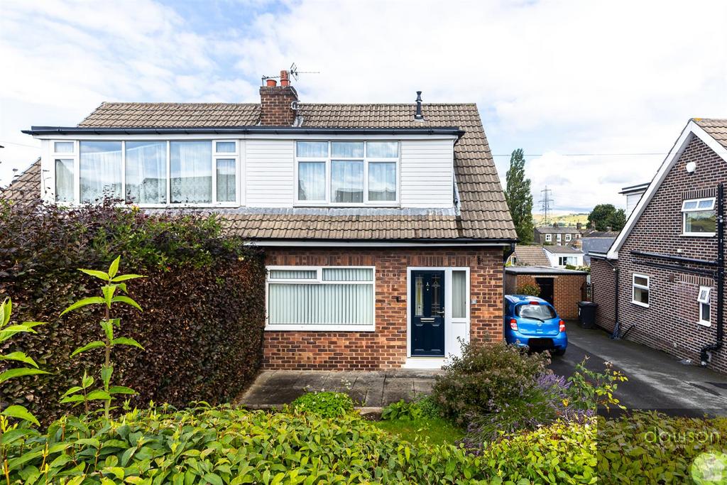 Chestnut Close, Greetland, Halifax 3 bed semidetached house for sale £220,000
